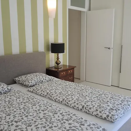 Lägenhet Residenza Golf Parco By Fewotessin *
