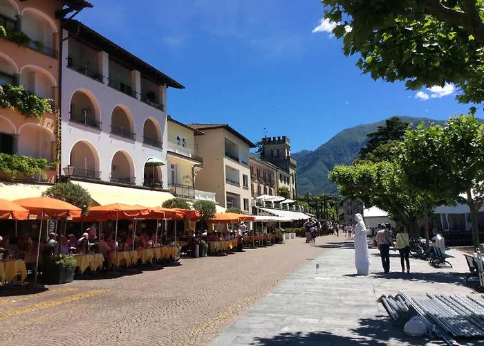 アパート Residenza Golf Parco By Fewotessin