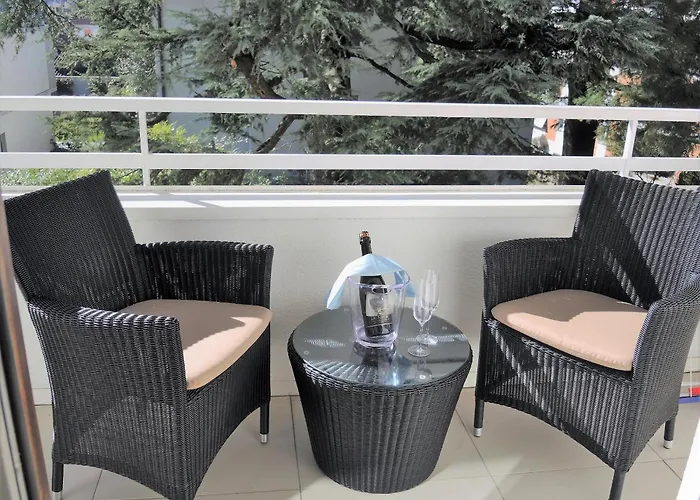 Διαμέρισμα Residenza Golf Parco By Fewotessin Ασκόνα